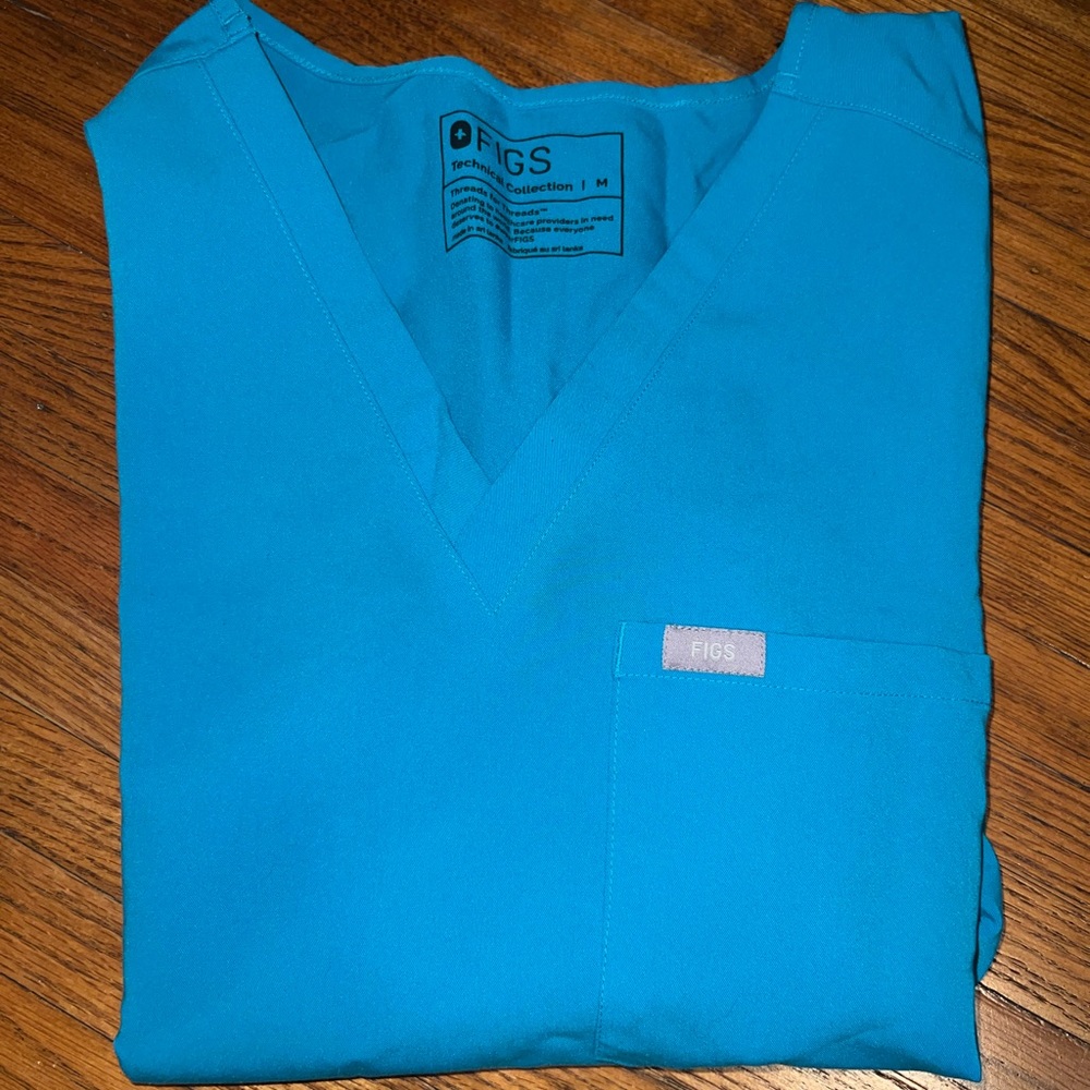 Teal Fig Scrub Set Top M Bottom L